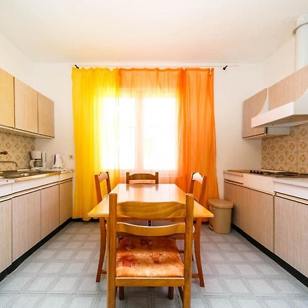 קרק Guesthouse Ivkovic מראה חיצוני תמונה