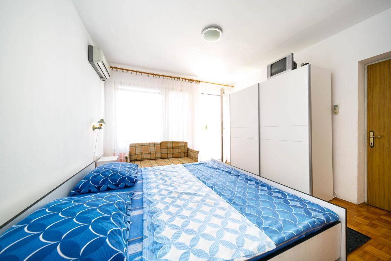 קרק Guesthouse Ivkovic מראה חיצוני תמונה