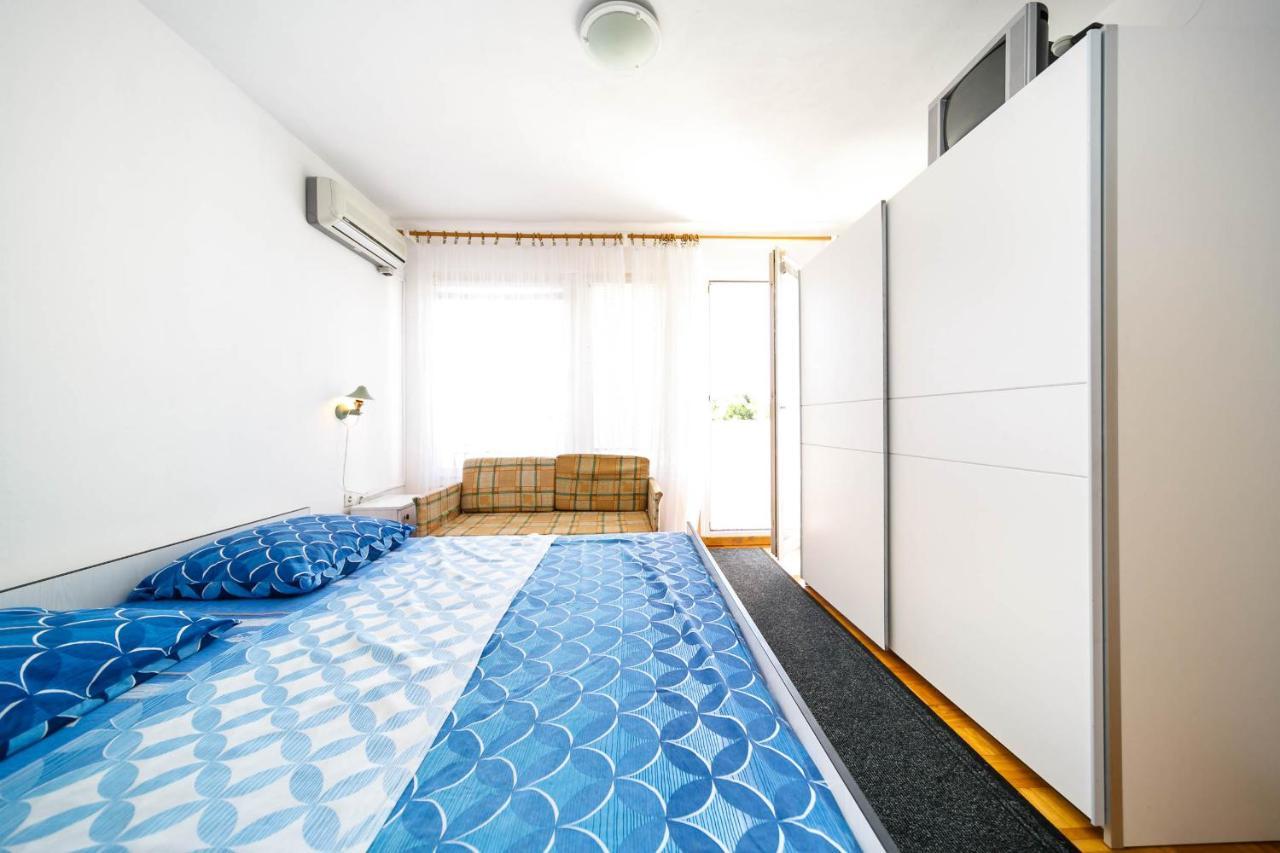 קרק Guesthouse Ivkovic מראה חיצוני תמונה