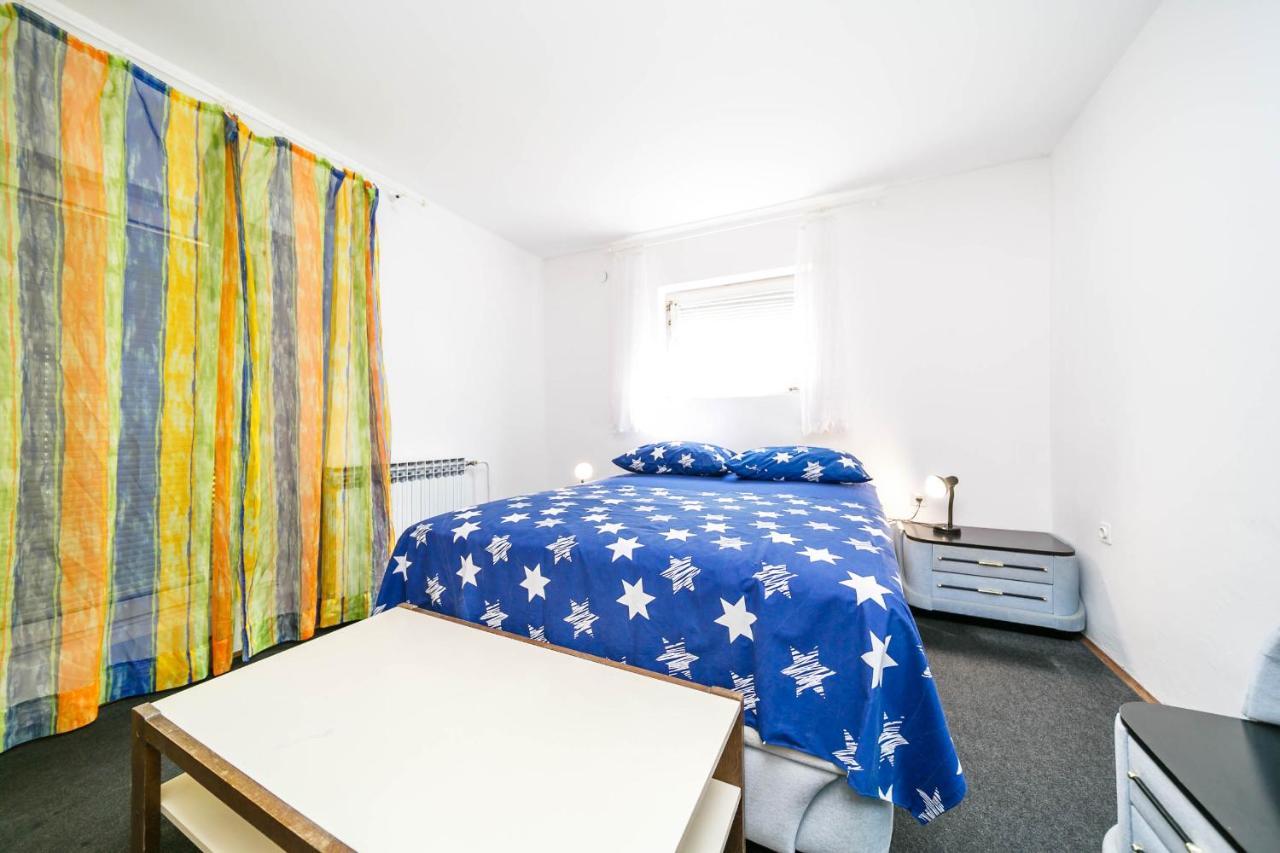 קרק Guesthouse Ivkovic מראה חיצוני תמונה