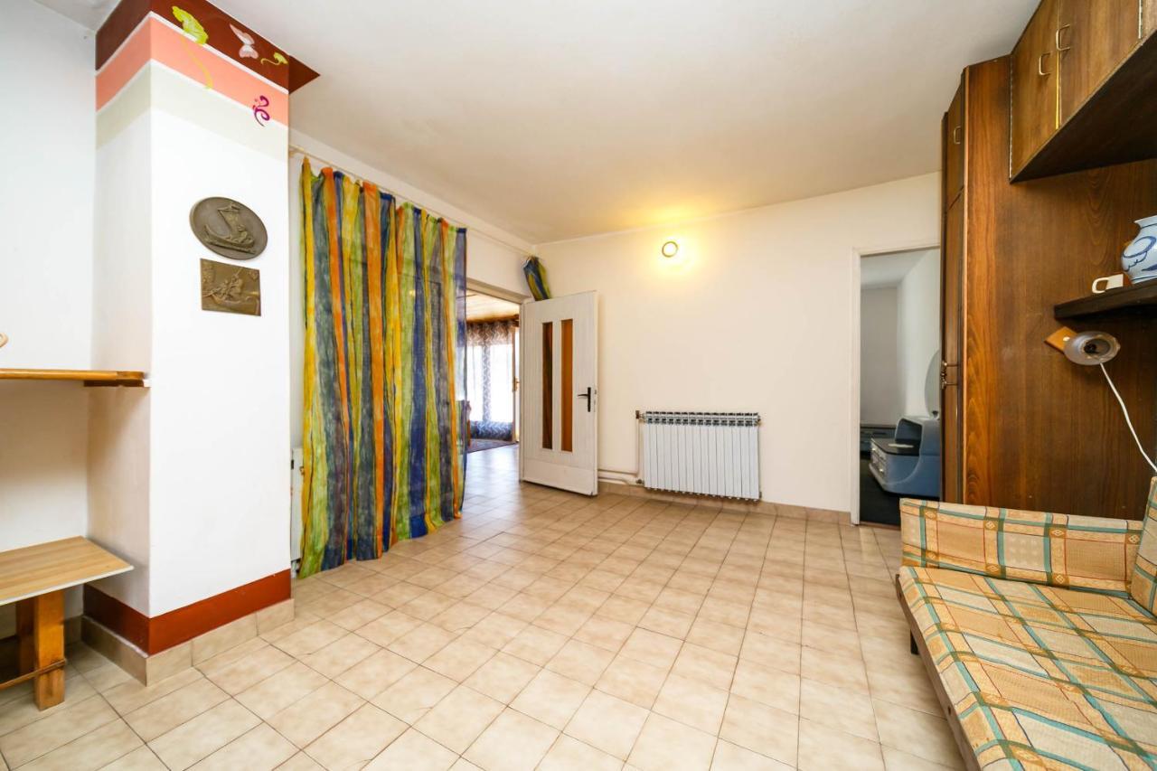 קרק Guesthouse Ivkovic מראה חיצוני תמונה