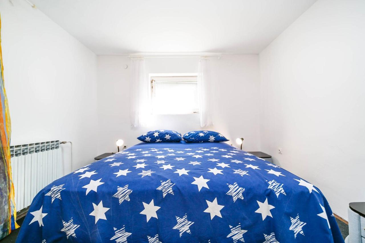 קרק Guesthouse Ivkovic מראה חיצוני תמונה