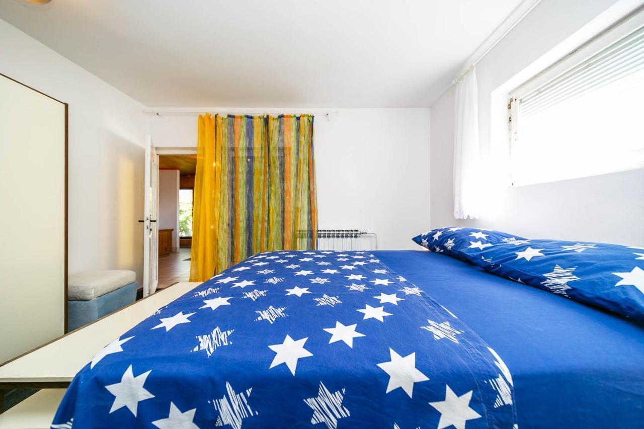 קרק Guesthouse Ivkovic מראה חיצוני תמונה