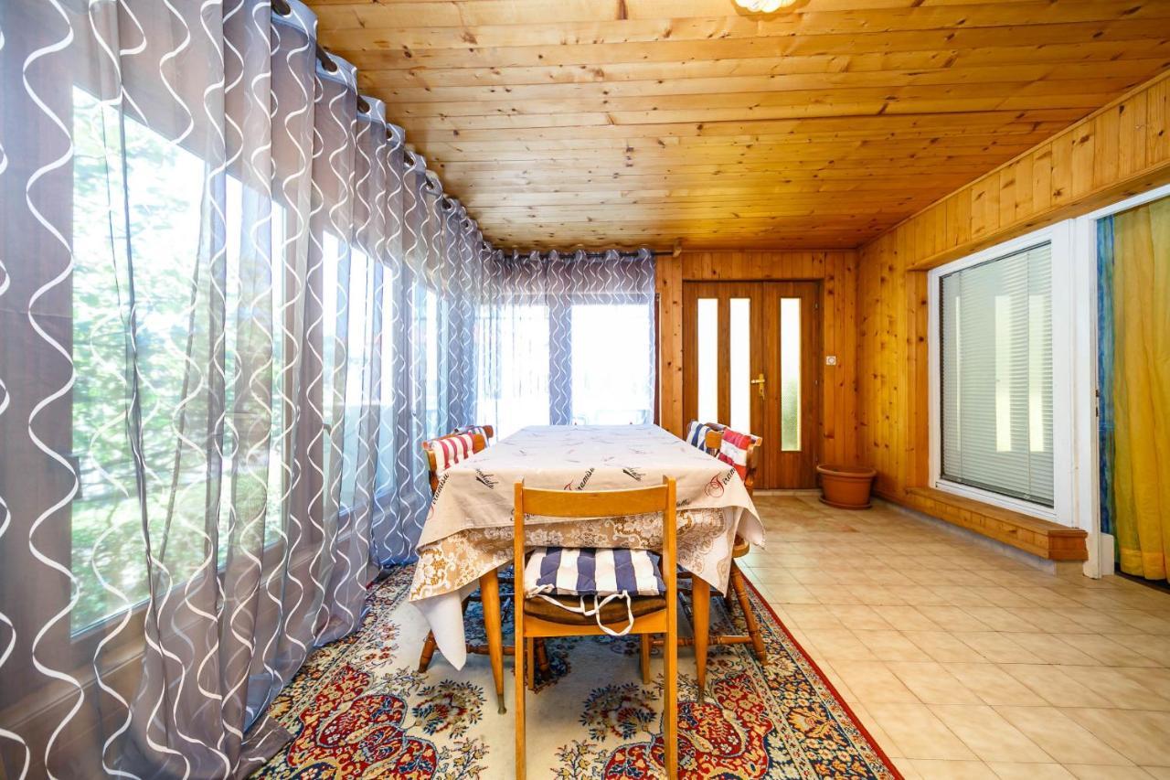 קרק Guesthouse Ivkovic מראה חיצוני תמונה