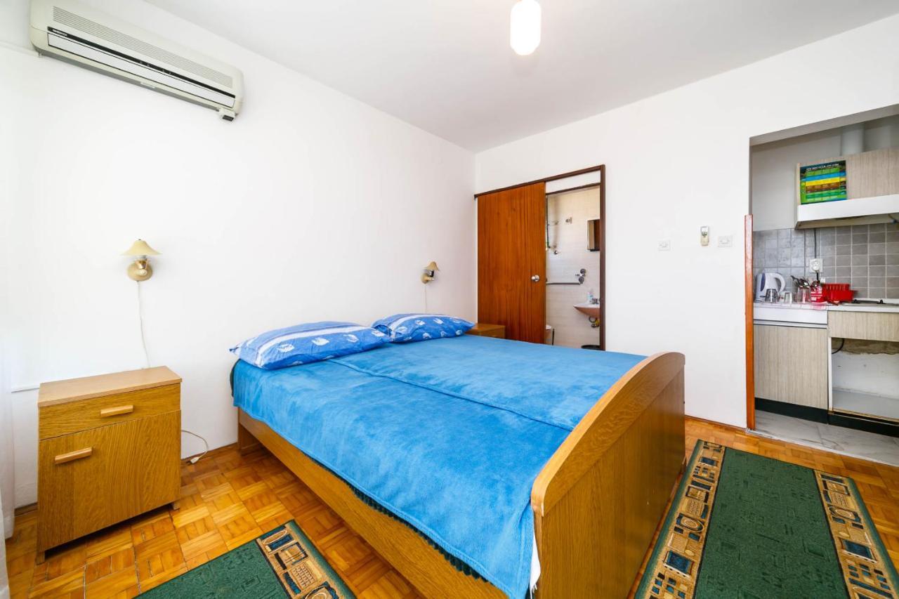 קרק Guesthouse Ivkovic מראה חיצוני תמונה